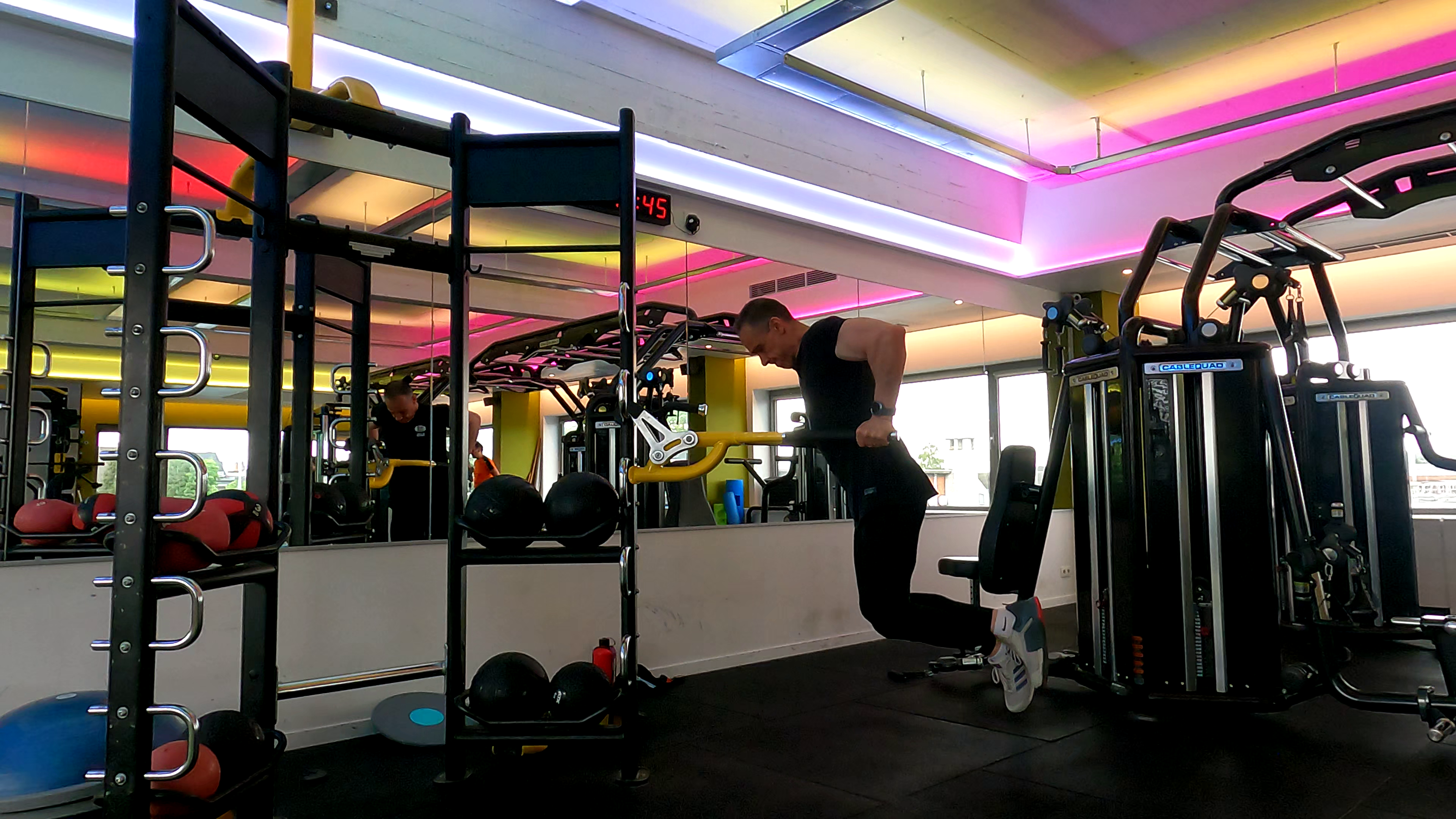 Bahri - dips triceps