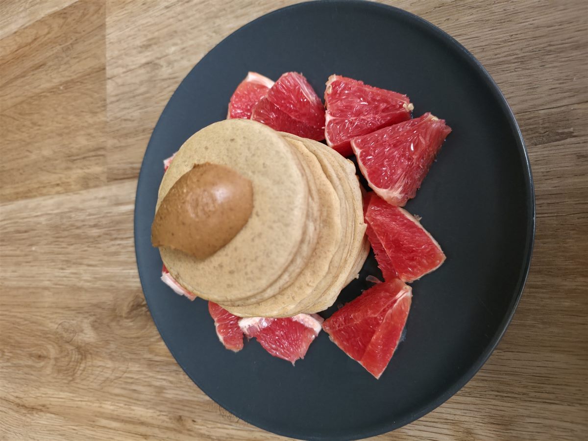 Pancakes protéinés pamplemousse beurre de cacahuète — Bahri Performance